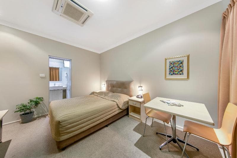 Cessnock Motel 4