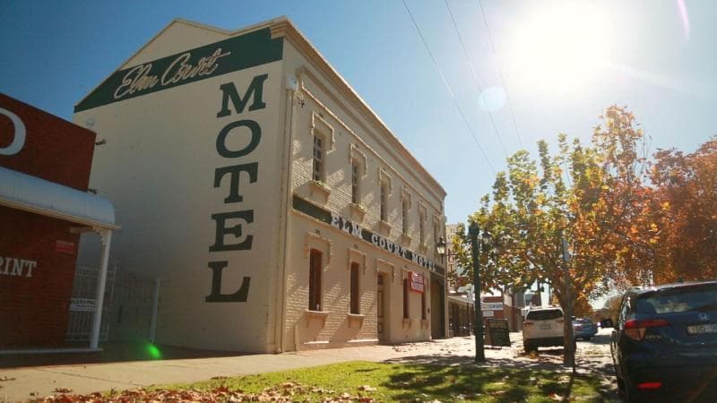 Elm Court Motel main