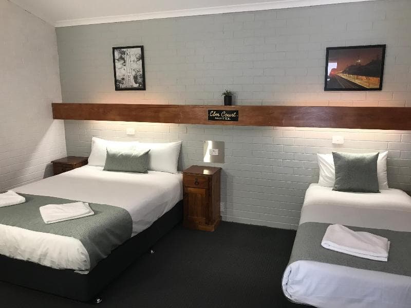 Elm Court Motel 2