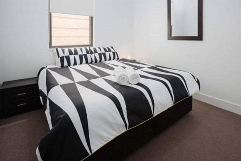 The Star Apartments 3