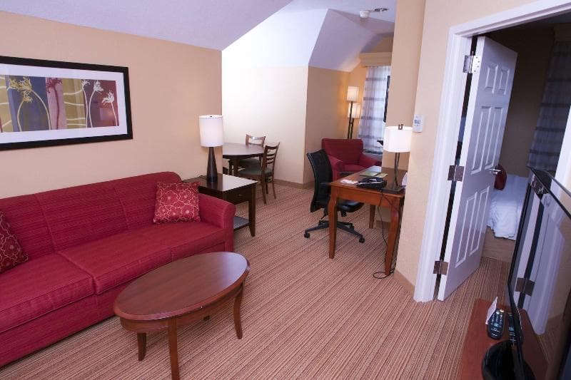 Courtyard Middlebury 4