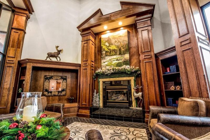 Lodge Of The Ozarks 5