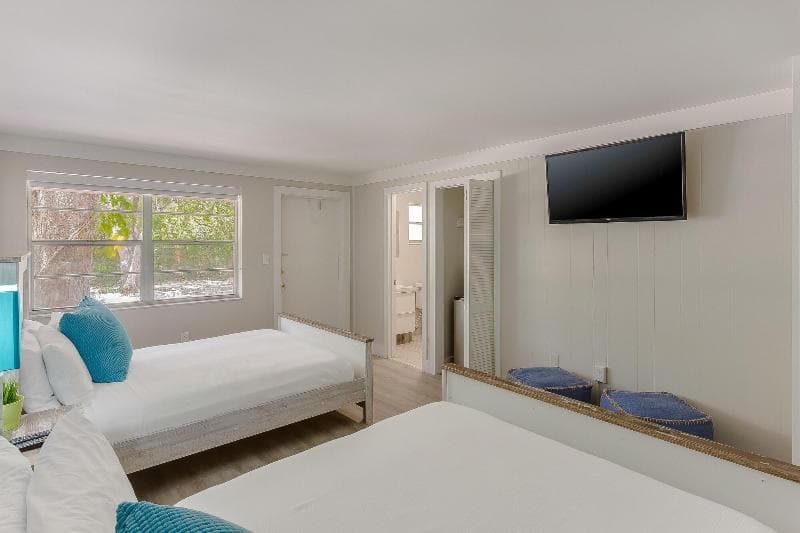 Drift Hotel 2