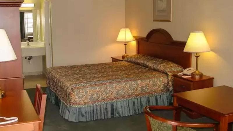 Country Inn Banning main