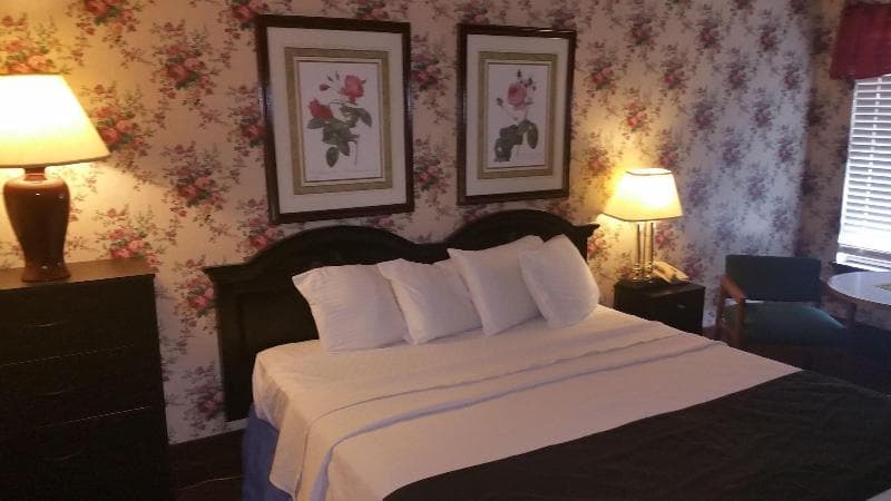 Branson Victorian Inn main