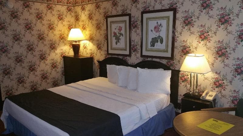 Branson Victorian Inn 4