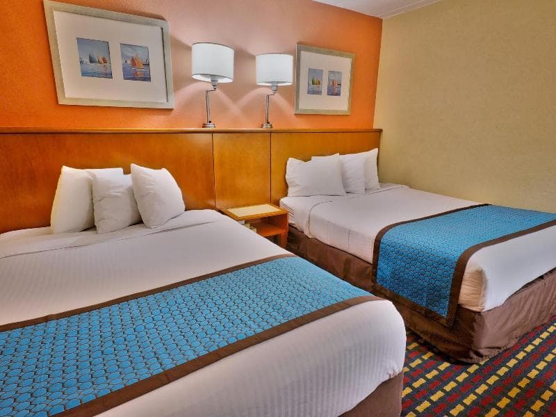 Seashire Inn & Suites 2