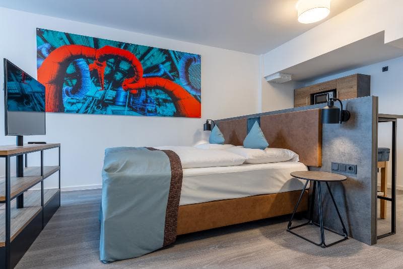 Trip Inn Living & Suites 5