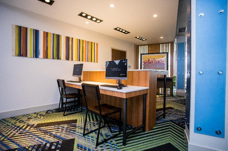 Holiday Inn Express & Suites Rehoboth Beach 4