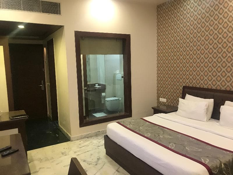 Leela Grande Hotel 5