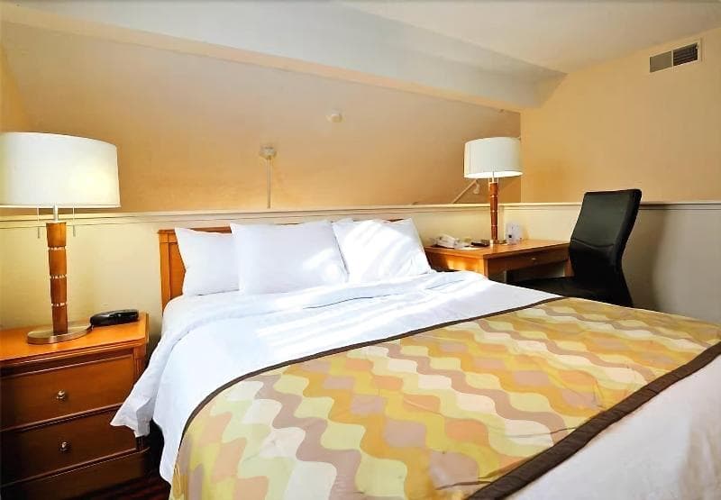 Residence Inn  Detroit Troy/Madison Heights 4