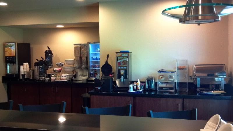 Cobblestone Inn Suites Knoxville 4