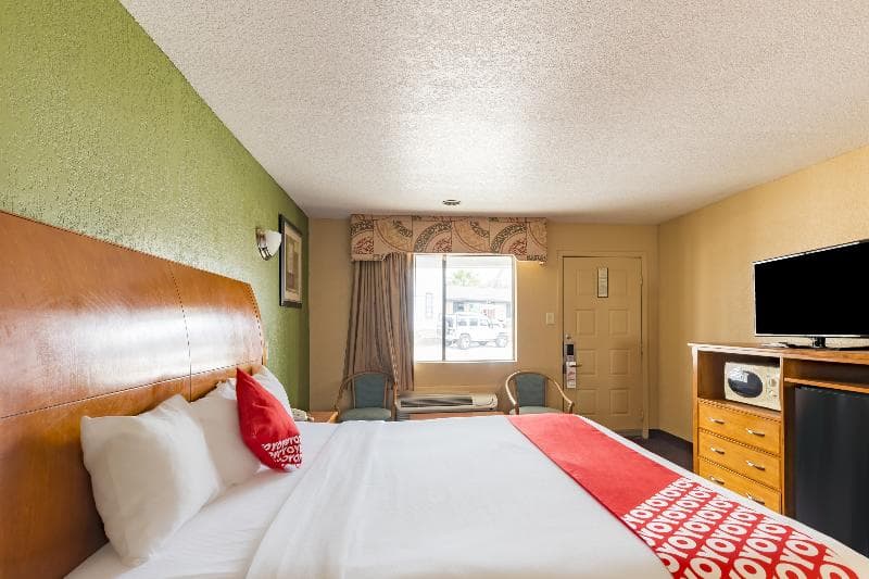 Oyo Hotel Jewett Tx Southwest, I-45 4