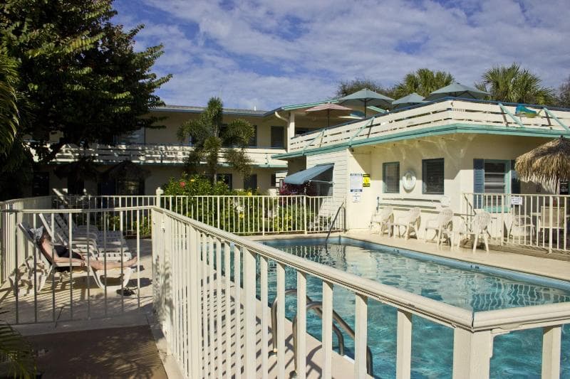 Sea Spray Inn 5