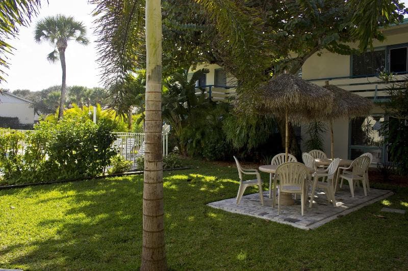 Sea Spray Inn 3