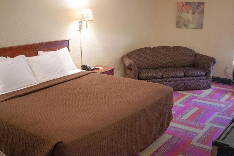 Country Hearth Inn & Suites - Abilene 4