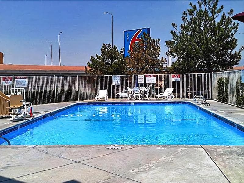 Motel 6 Albuquerque Northeast photo 1