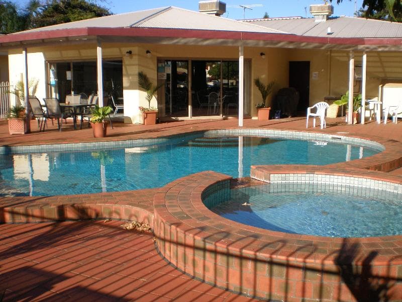Glenelg Motel photo 1