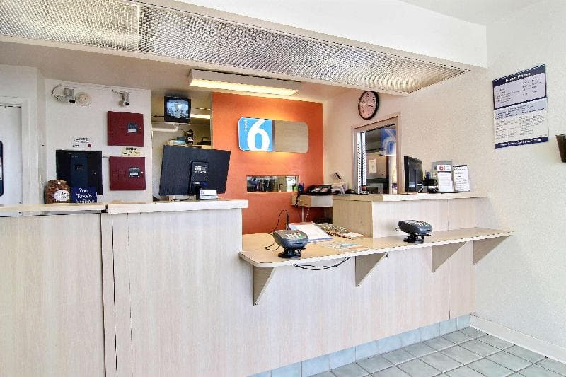 Motel 6 Ft Stockton 4