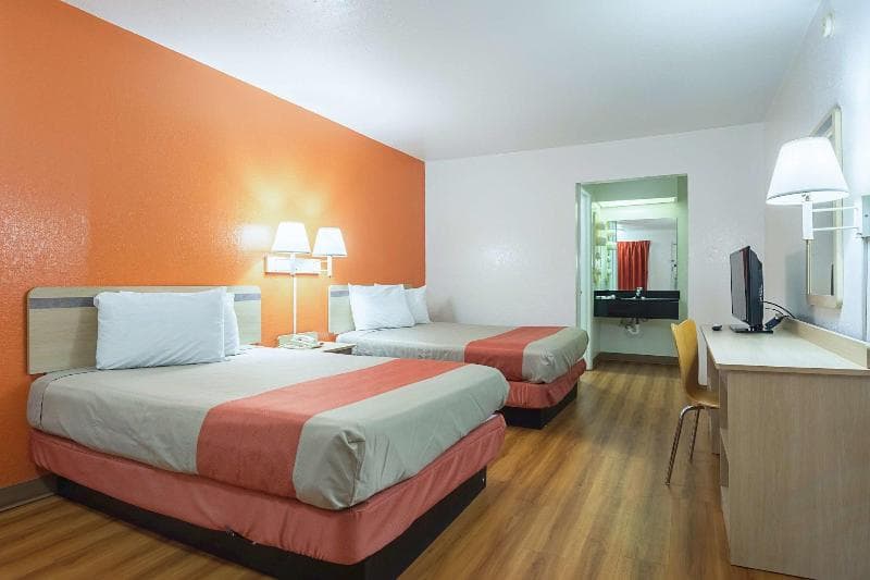 Motel 6 Gainesville 3