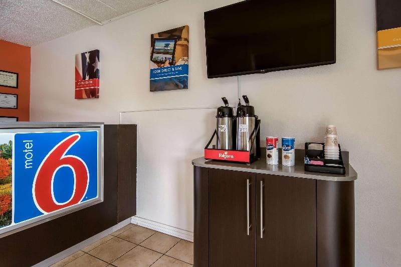 Motel 6 New Stanton Pa photo 1