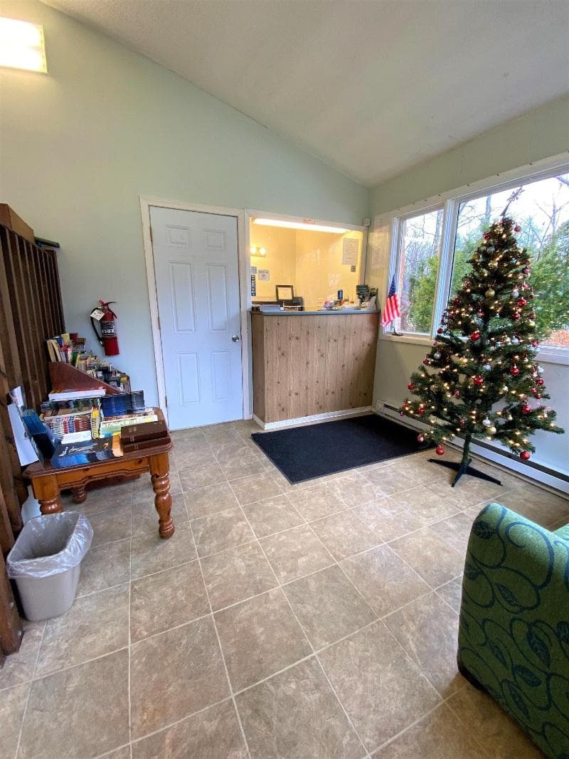 Country Place Inn And Suites 4