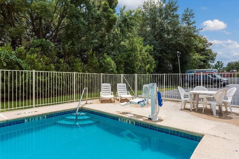 Motel 6 Macclenny Fl main