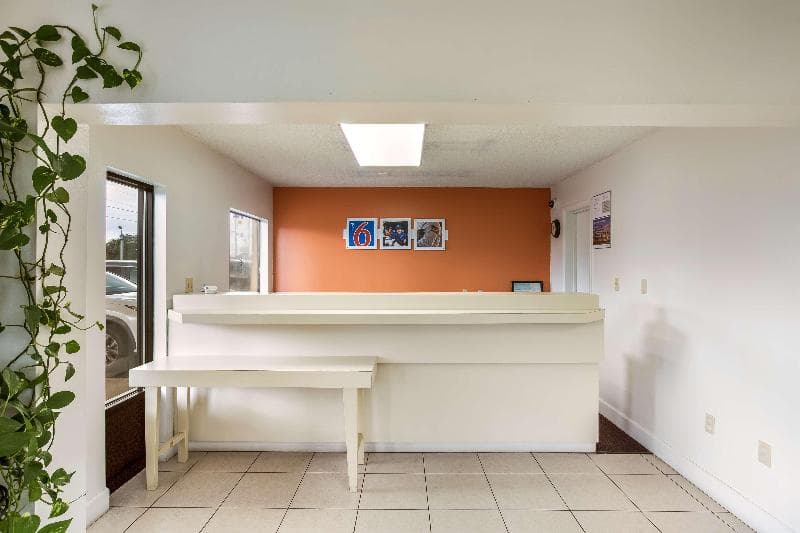 Motel 6 Macclenny Fl 4