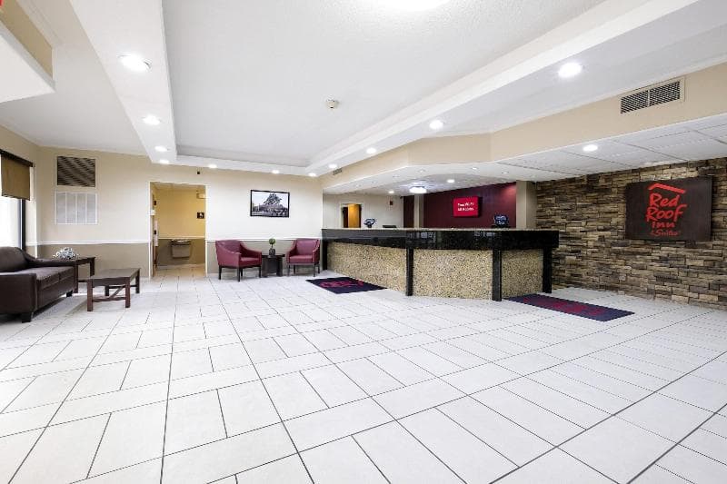 Red Roof Inn & Suites Jacksonville 5