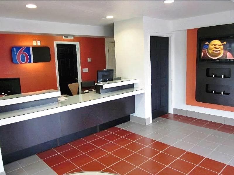 Motel 6 Sulphur Springs 3