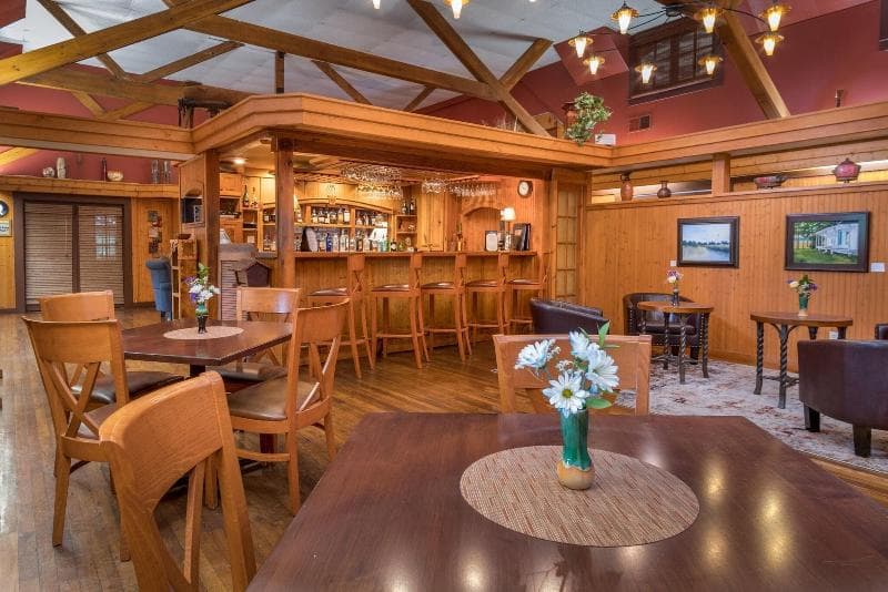 Highland Lake Inn & Resort - Flat Rock main
