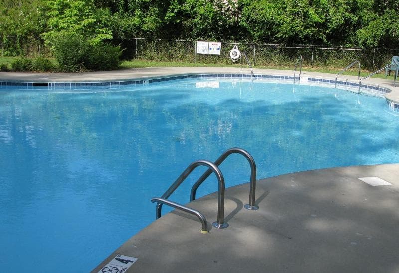 Highland Lake Inn & Resort - Flat Rock photo 1