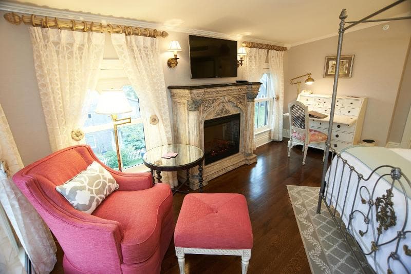 Saybrook Point Resort & Marina 4