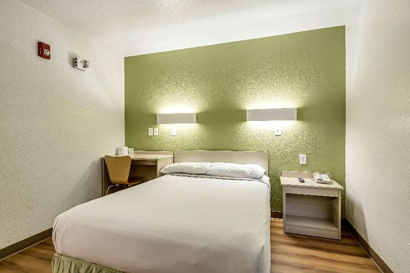 Motel 6 Ogden main