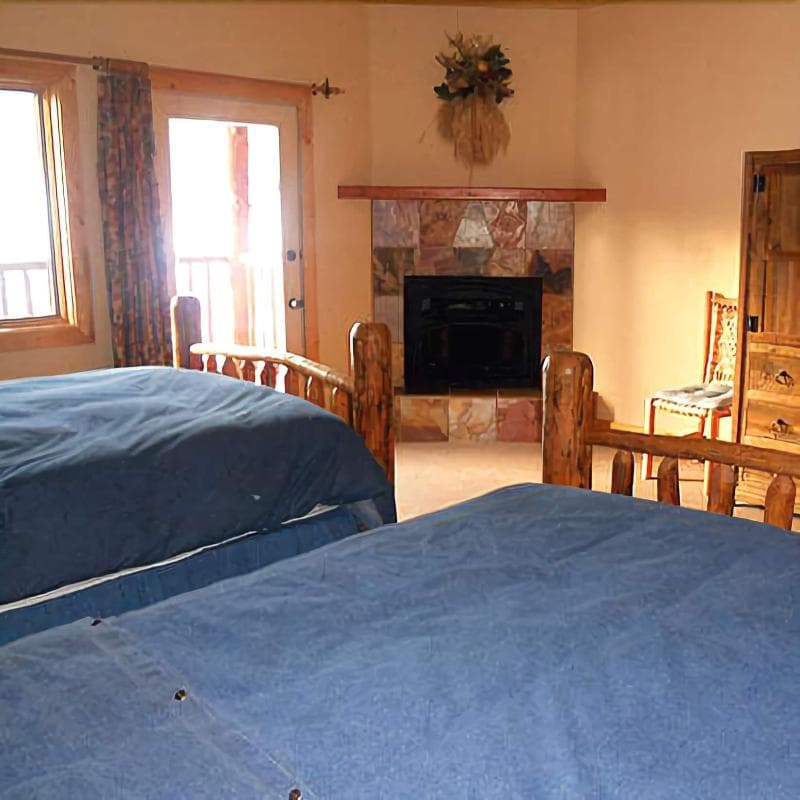 Daniels Summit Lodge 2