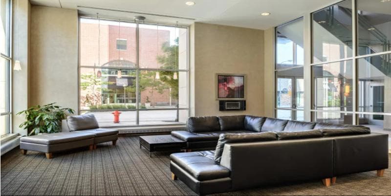 Broadway Plaza, Trademark Collection By Wyndham 5