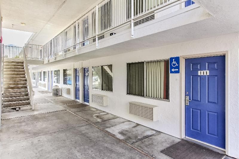 Motel 6 Santa Clara 5