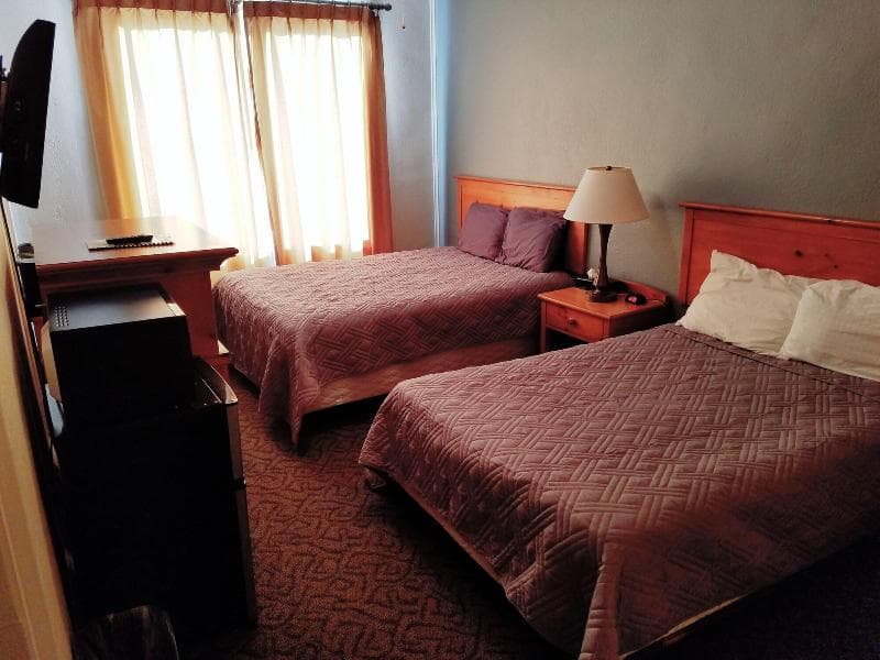 Budget Host Monte Villa Inn 4