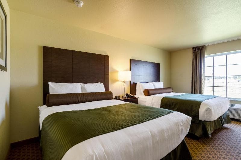 Cobblestone Hotel & Suites Jefferson 4