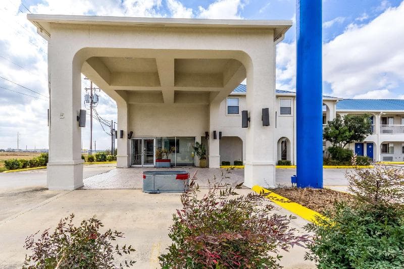 Motel 6 Seguin Tx 4
