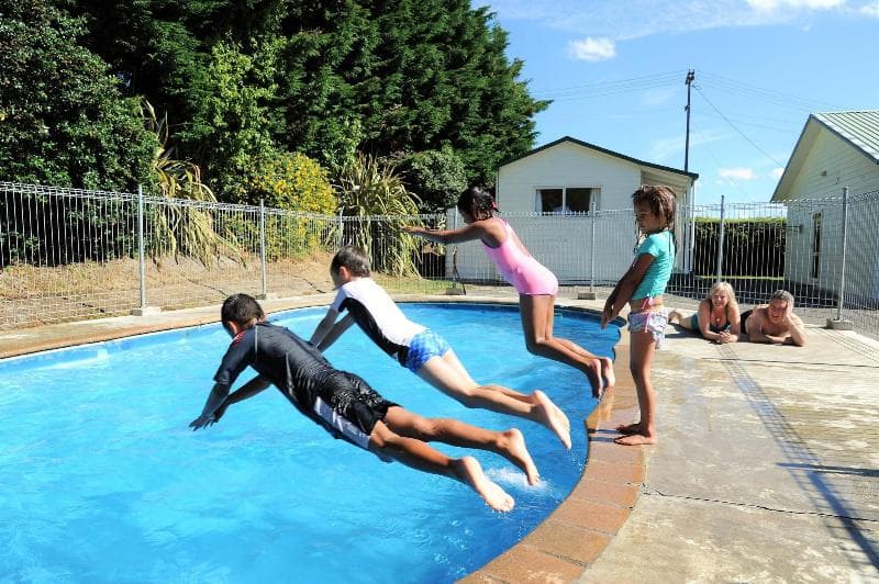 Blenheim Top 10 Holiday Park main