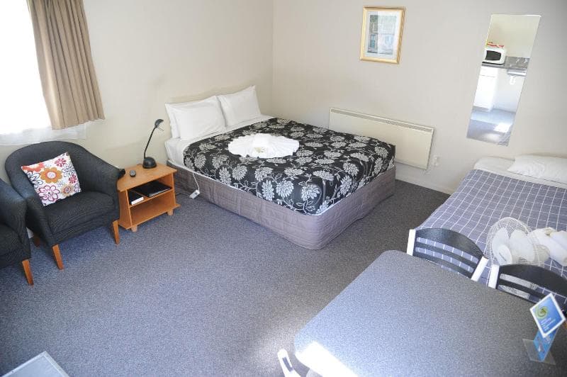Blenheim Top 10 Holiday Park 2