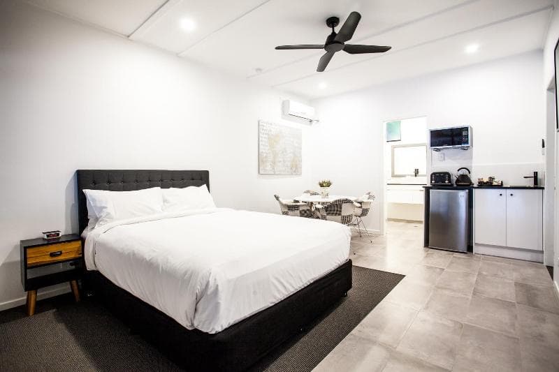 Darra Motel And Conference Centre photo 1