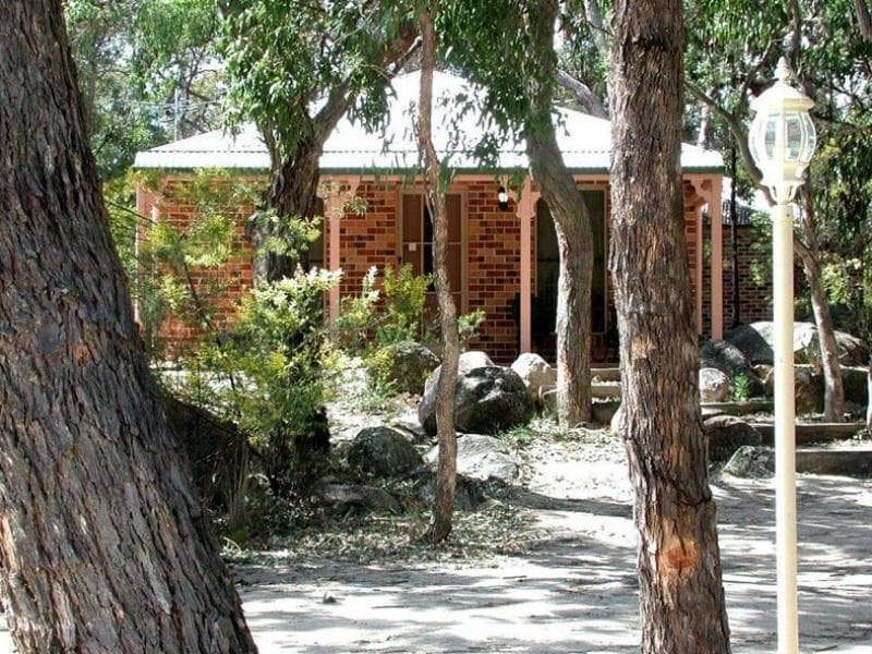 Honeysuckle Cottages Stanthorpe 5