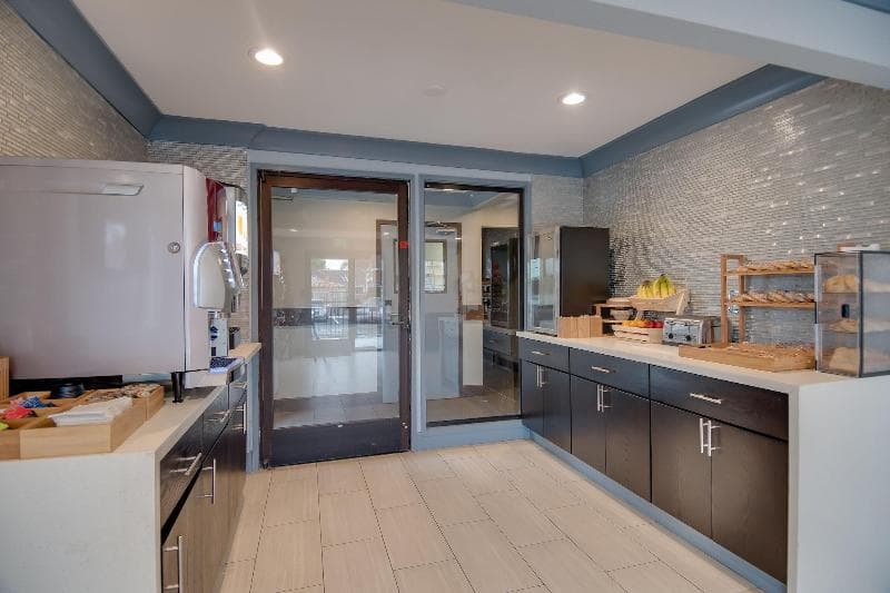 Vagabond Inn Executive Hayward 5