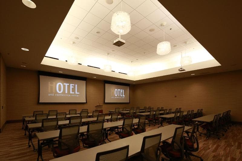 I Hotel & Conference Center photo 1