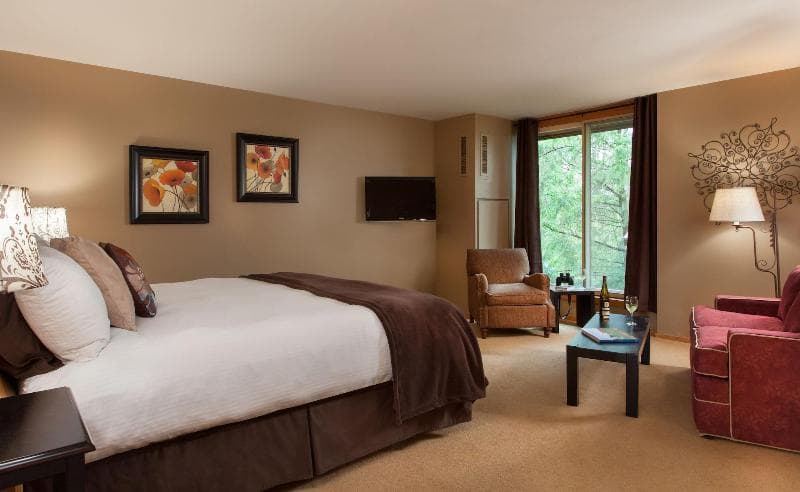 Inn And Spa At Honey Run 5