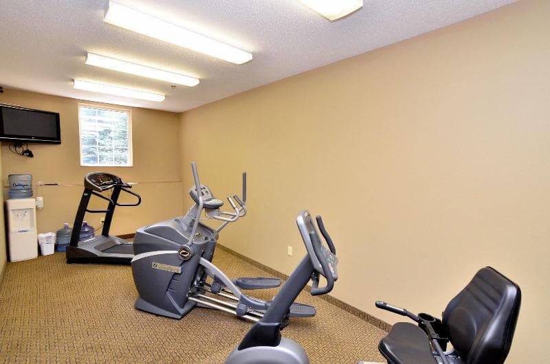 Boulders Inn & Suites - Denison Majestic Hills 3