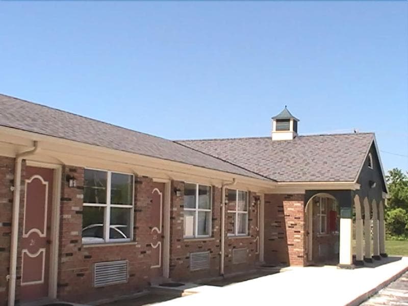 Hometown Inn Galion 4
