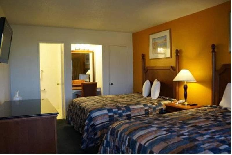 Classic Inn Red Bluff main